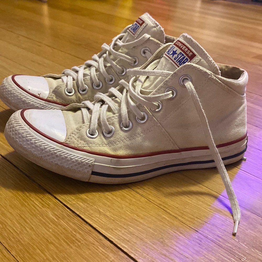 Women’s high top converse